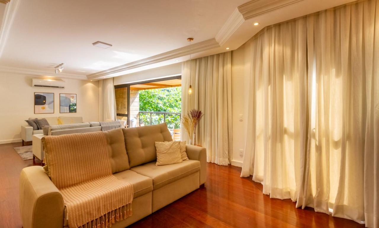 Tabas - Espacoso Ape No Leblon - Lb0005 Apartamento *