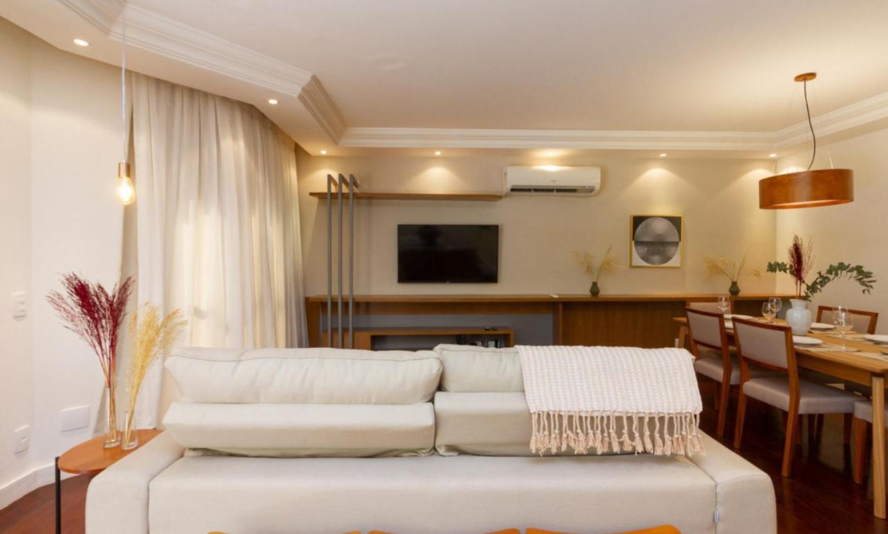 Apartamento Tabas - Espacoso Ape No Leblon - Lb0005 *
