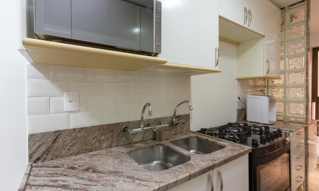 Tabas - Espacoso Ape No Leblon - Lb0005 Apartamento Rio de Janeiro