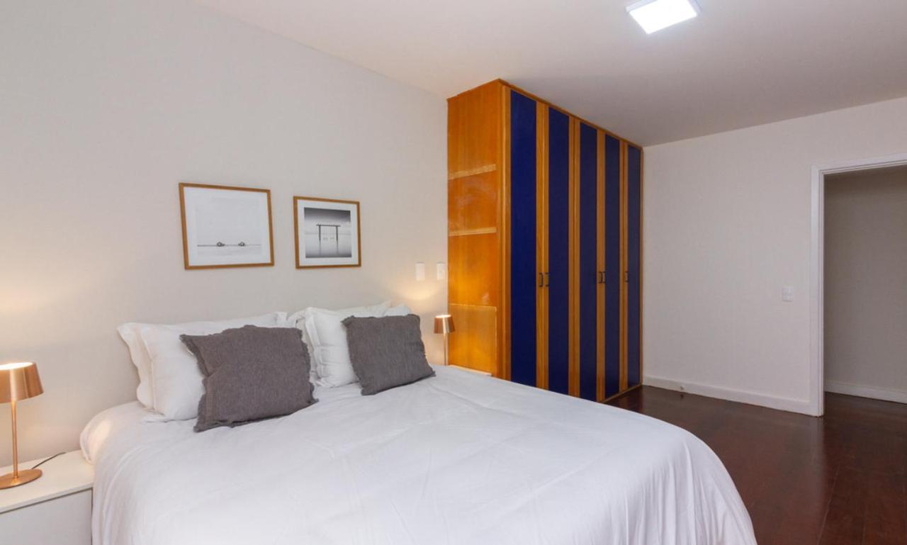 Apartamento Tabas - Espacoso Ape No Leblon - Lb0005 Rio de Janeiro